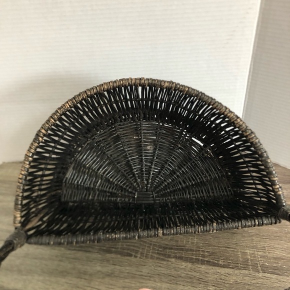 Vtg Black Wicker Basket Wall Decor - Picture 8 of 10